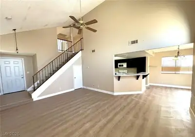 7013 BROWN DERBY Circle 0 Living Room