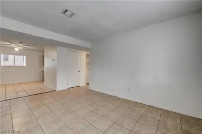 1832 Goldfield Street 1 Living Room