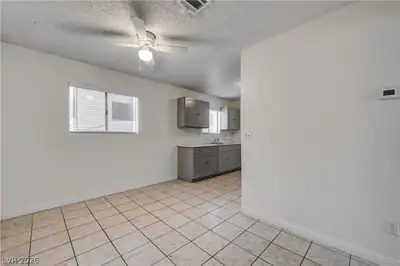 1832 Goldfield Street 1 Dining Area