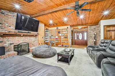 4674 Saddle Place Las Vegas, NV 89119