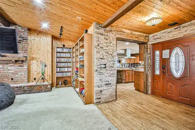 4674 Saddle Place, Las Vegas, NV 89119 Entrance Foyer