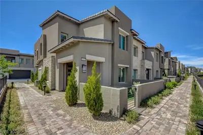 600 North Carriage Hill Drive 1039, Las Vegas