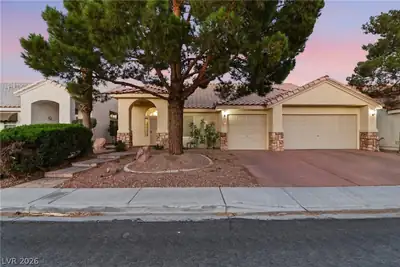 3570 Yorba Linda Drive, Las Vegas, NV 89122 Front of Structure