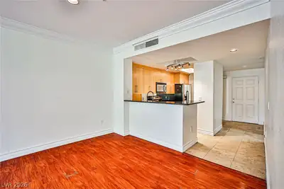 210 East Flamingo Road 126 Dining Area