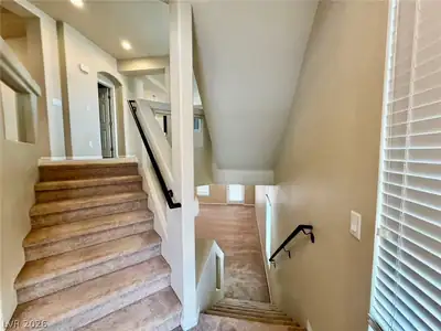 8105 Discovery Point Street, Las Vegas, NV 89139 Stairs