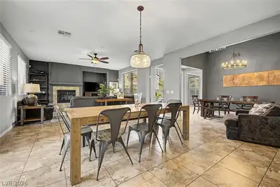 1045 Via Canale Drive Dining Area