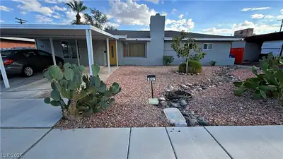 812 Bracken Avenue, Las Vegas, NV 89104 Front of Structure