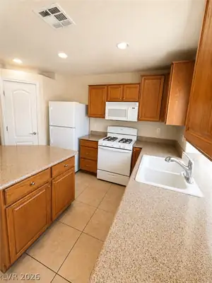 409 Orchid Oasis Avenue, North Las Vegas, NV 89031 Kitchen