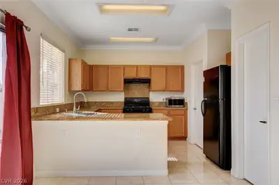 7900 Rustic Canyon Court, Las Vegas, NV 89131 Kitchen