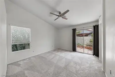 1833 STABLEGATE Avenue 1 Bedroom