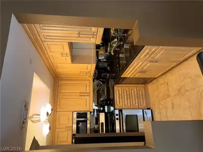 220 FLAMINGO Road 218 Kitchen