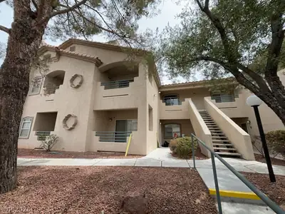 5415 West Harmon Avenue 2010, Las Vegas