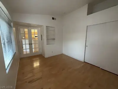 5415 West Harmon Avenue 2010 Bedroom