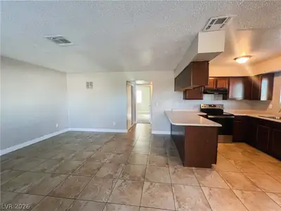 445 North 14th Street B Living Room