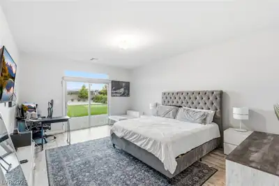 8727 Twisted Vine Lane Bedroom