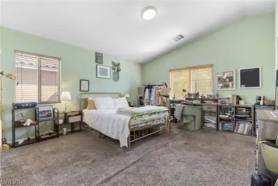 5634 African Lilly Court, Las Vegas, NV 89130 Primary Bedroom