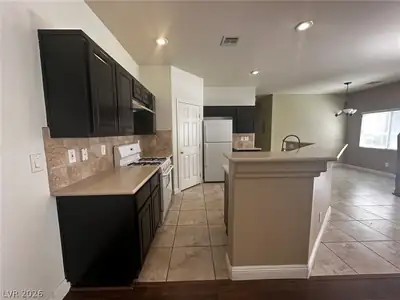 5516 Ante Up Court 103 Kitchen
