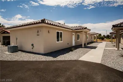 660 San Lorenzo Street 1 Front of Structure