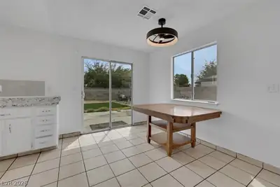 45 Sabino Circle, Las Vegas, NV 89110 Dining Area