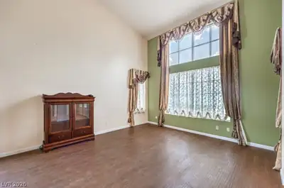 7064 New Moon Way, Las Vegas, NV 89110 Living Room