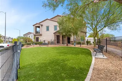 1367 Ossa Street 4103 