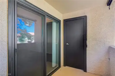2451 North Rainbow Boulevard 2051, Las Vegas, NV 89108 Patio