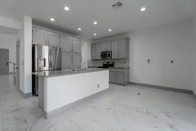 9796 Altadena Street Kitchen