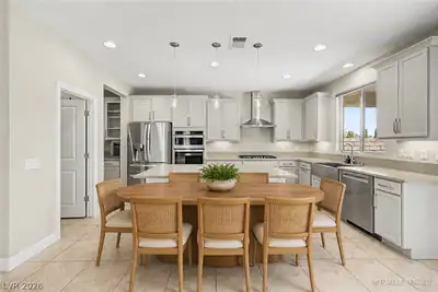 2568 Iron Crest Lane Kitchen