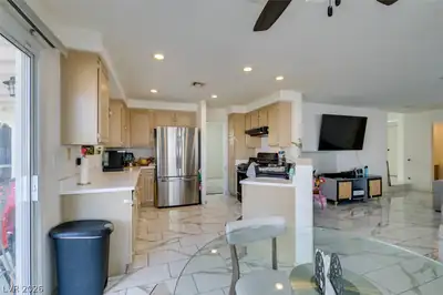 1929 Fan Fare Drive, North Las Vegas, NV 89032 Kitchen