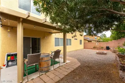 6433 Mayfair Park Street, Las Vegas, NV 89166 Yard