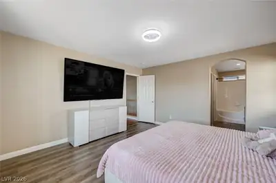 8700 Gateway Glen Drive, Las Vegas, NV 89178 Primary Bedroom