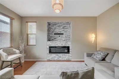 8700 Gateway Glen Drive, Las Vegas, NV 89178 Living Room