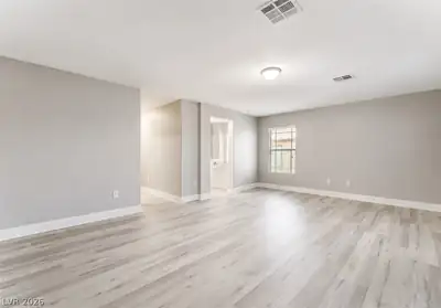 6008 Cragged Draw Street Living Room