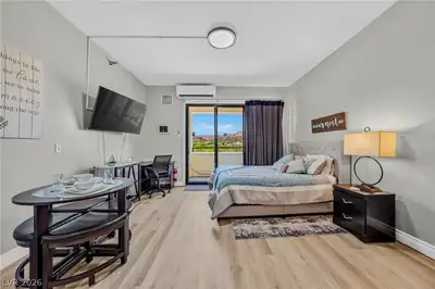 29 Montelago Boulevard 519 Bedroom