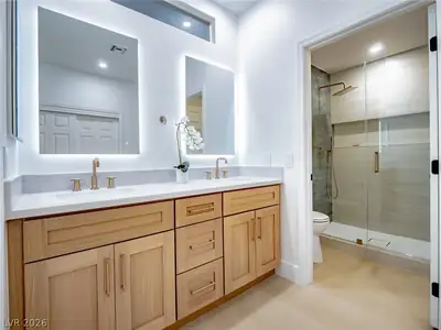 2629 Tumble Brook Drive Bathroom