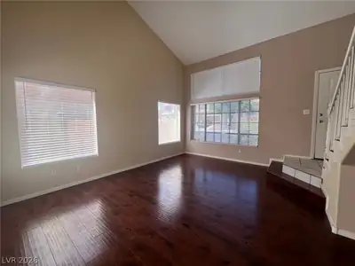 3440 MIDDLE VIEW Drive 