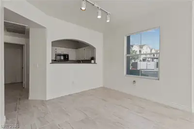 10001 Peace Way 1289 Dining Area