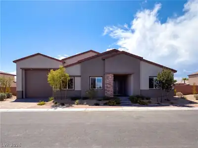 8219 Gusty Brook Street, Las Vegas
