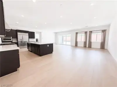 8219 Gusty Brook Street, Las Vegas, NV 89113 