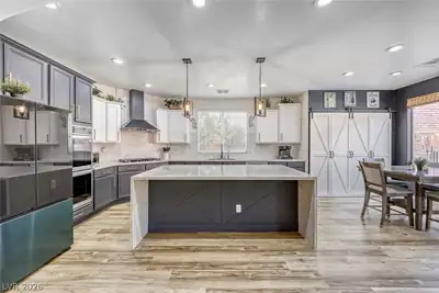 8592 Garden Valley Court Kitchen