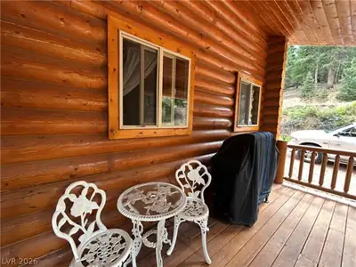 695 North Skyline View Drive Patio