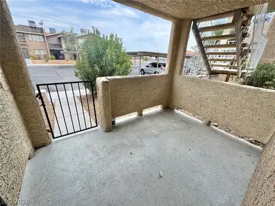 1608 Burningwood Lane 101 Patio