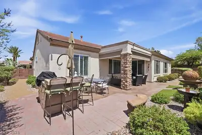 2849 Foxtail Creek Avenue Patio