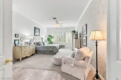 2849 Foxtail Creek Avenue Bedroom