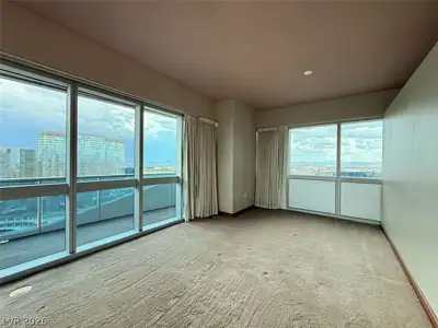 4471 Dean Martin Drive 3810 Bedroom