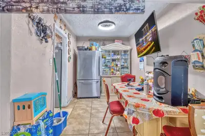 1715 Santa Paula Drive, Las Vegas, NV 89104 Dining Area