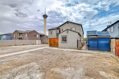 1715 Santa Paula Drive, Las Vegas, NV 89104 Back of Structure