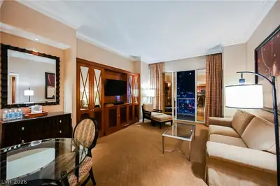 145 HARMON Avenue 1021 Living Room