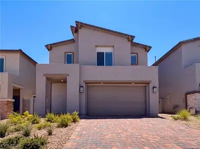 8379 Rochelle Avenue Las Vegas, NV 89147