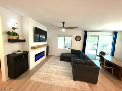 3936 Snow Fawn Avenue, North Las Vegas, NV 89084 Living Room